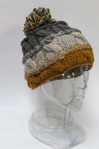 4 Colour Cable Hat